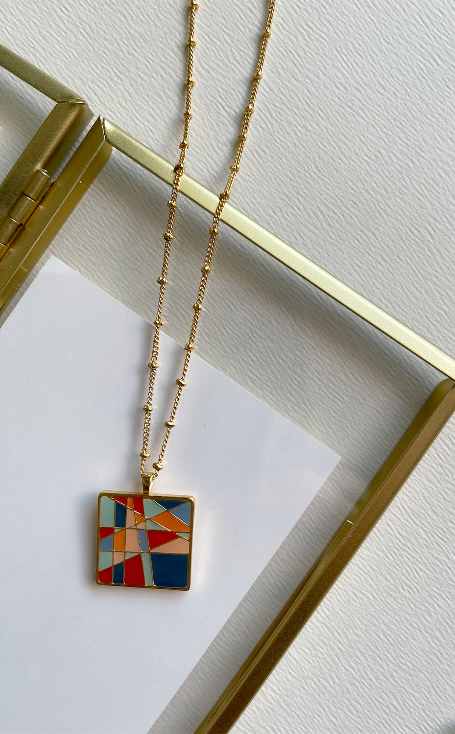 Jouy Pendant